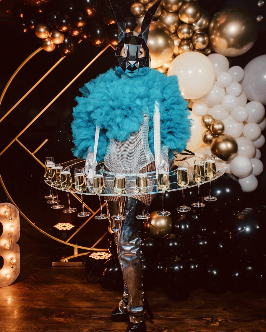 Lady Champagne